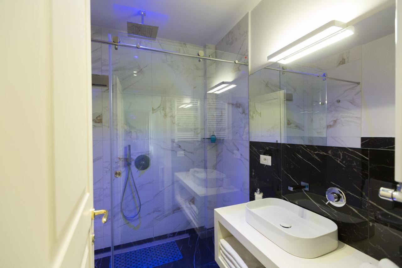 Tritone 125 Suite Roma Dış mekan fotoğraf